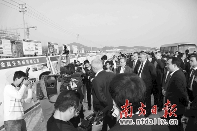 ���(y��ng)������I(y��)�ϰ�ġ���(gu��)��ӛ��