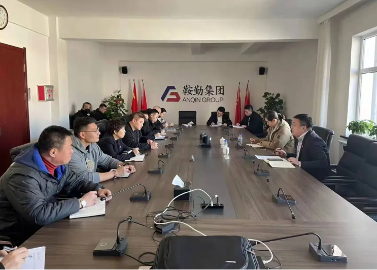 鞍勤集團溫泉集團組織安全生產(chǎn)會(huì )議和培訓演練活動(dòng)