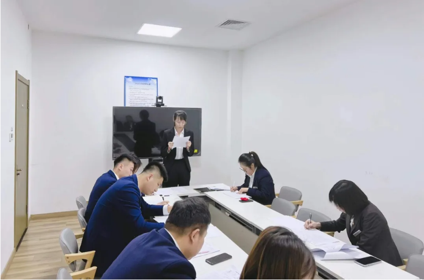 踔厲奮發(fā) 篤行不怠——鞍勤文化公司召開(kāi)2021年度在職員工述職測評會(huì )議