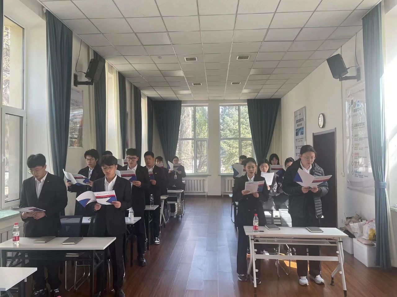 學(xué)習新知識，感悟新內涵——鞍勤集團、溫泉集團、公服集團新生培訓迎來(lái)階段性成果